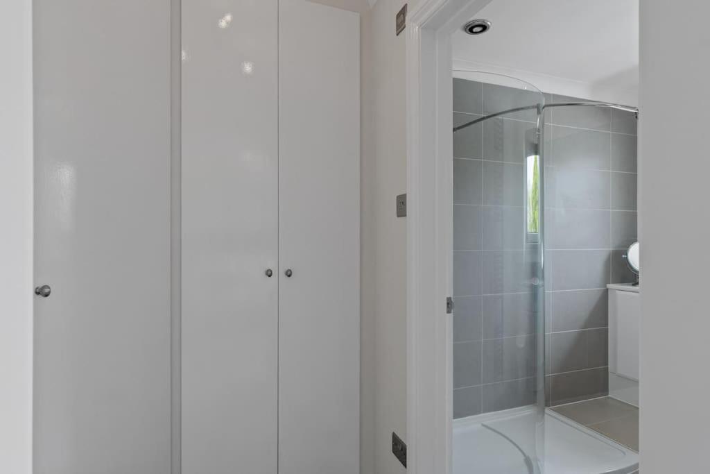 White Cottage Stunning Contemporary 2 Bedroom 2 Ensuite Annex With Hot Tub Plymouth Eksteriør billede